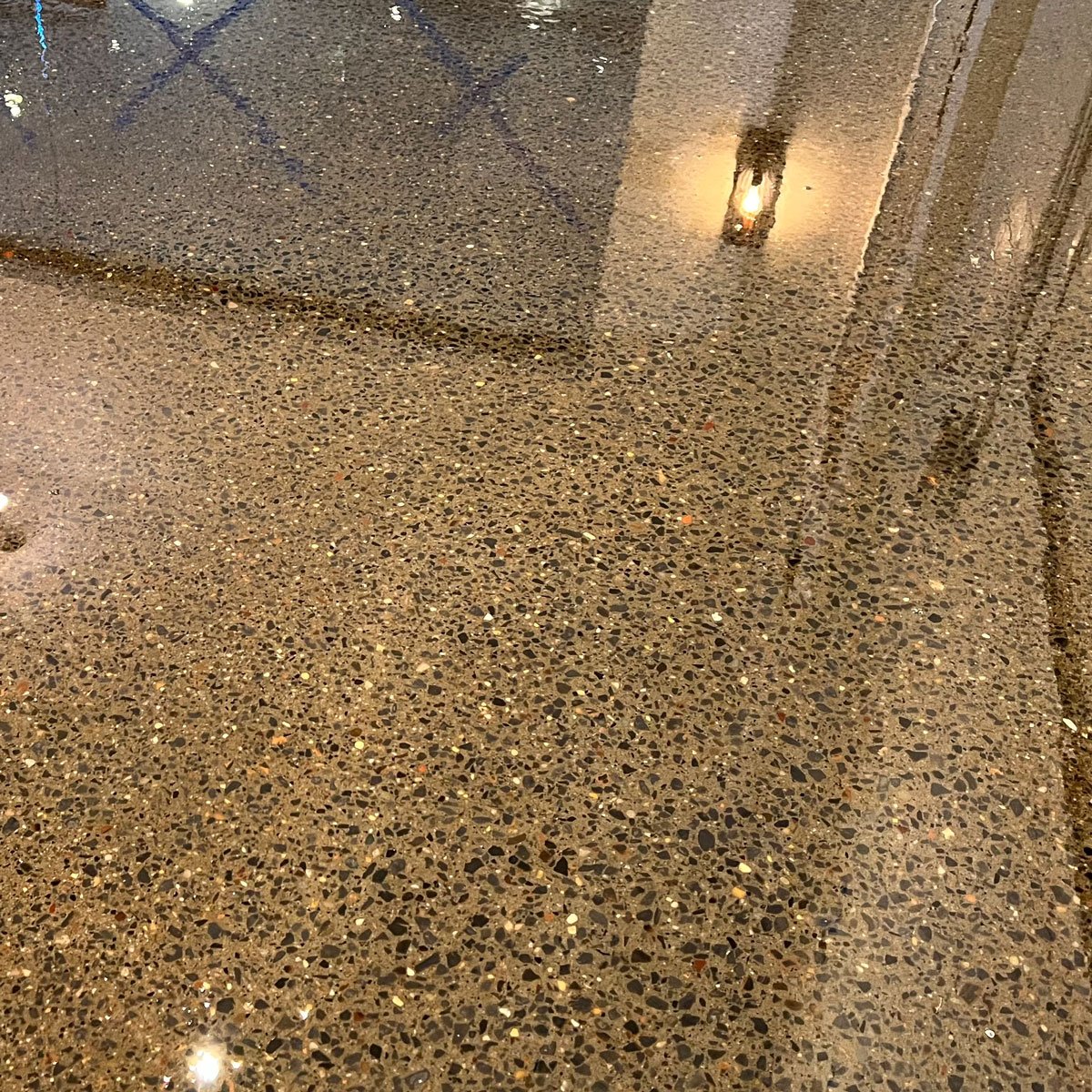 Coratti's floor closeup