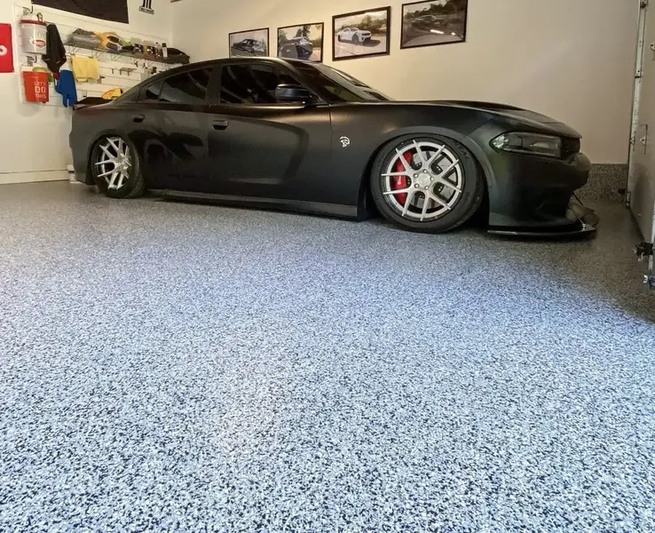 Chip and flake floor (34).min