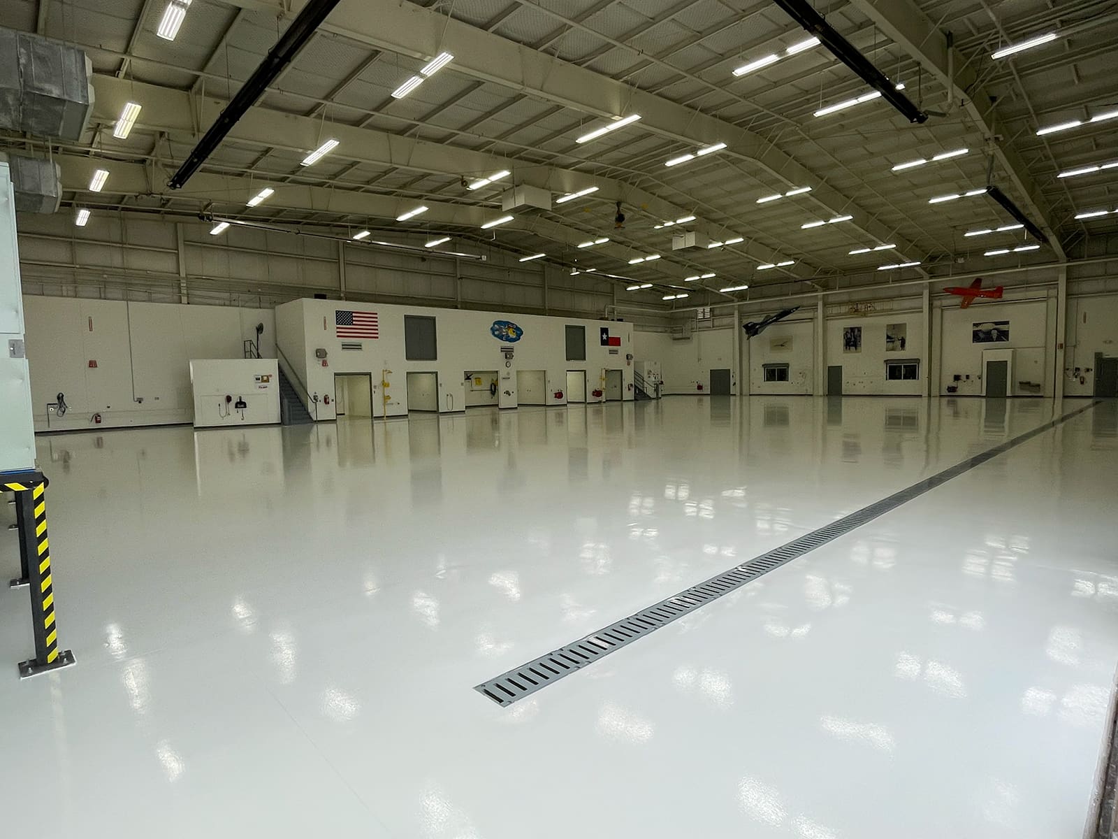 Hangar-Floor---Pepsi-21