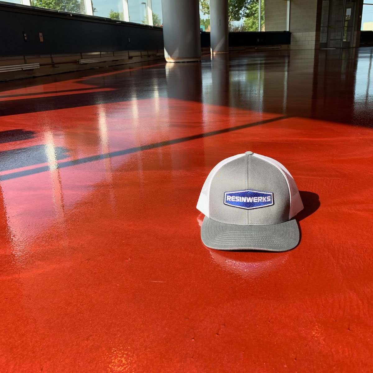 Cleary floor with Resinwerks hat