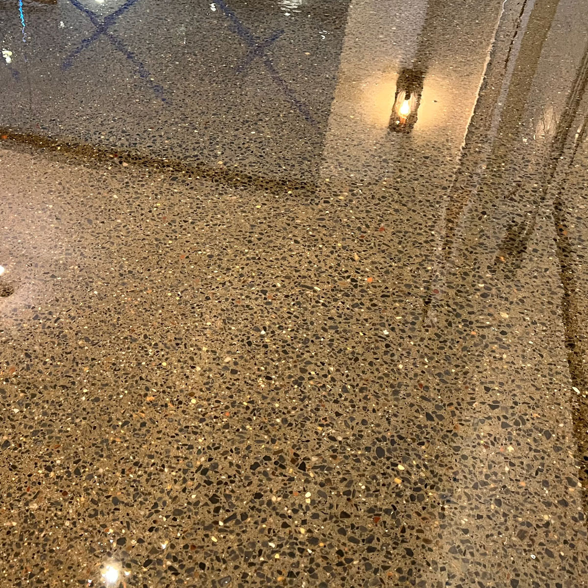 Coratti's floor closeup